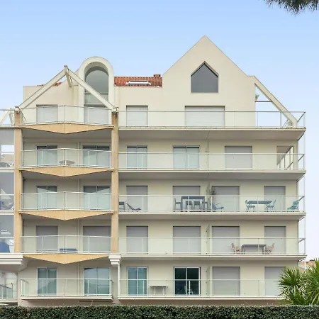 Claire-1 By Interhome