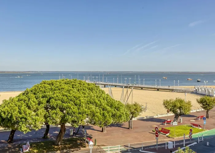 Claire-1 By Interhome